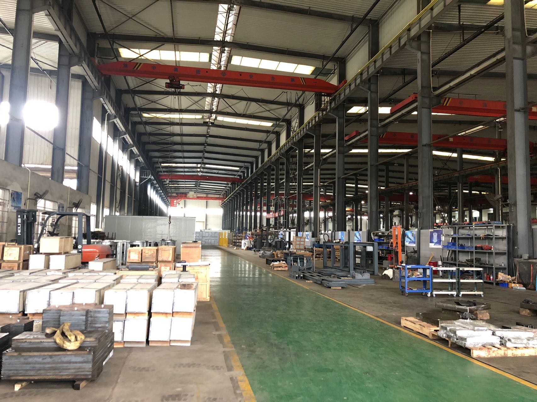 2018年1月，自建工廠投入使用，開(kāi)始組建生產(chǎn)團(tuán)隊(duì)